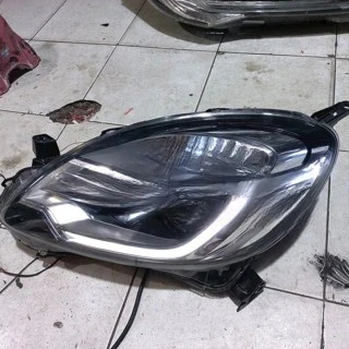 Headlamp Lampu Depan Mobilio Brio RS