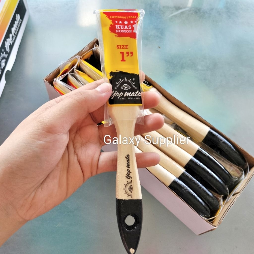 

GROSIR KUAS 1 INCH DUS ISI 12 PCS MERK TJAP MATA BERKUALITAS HARGA BERSAHABAT