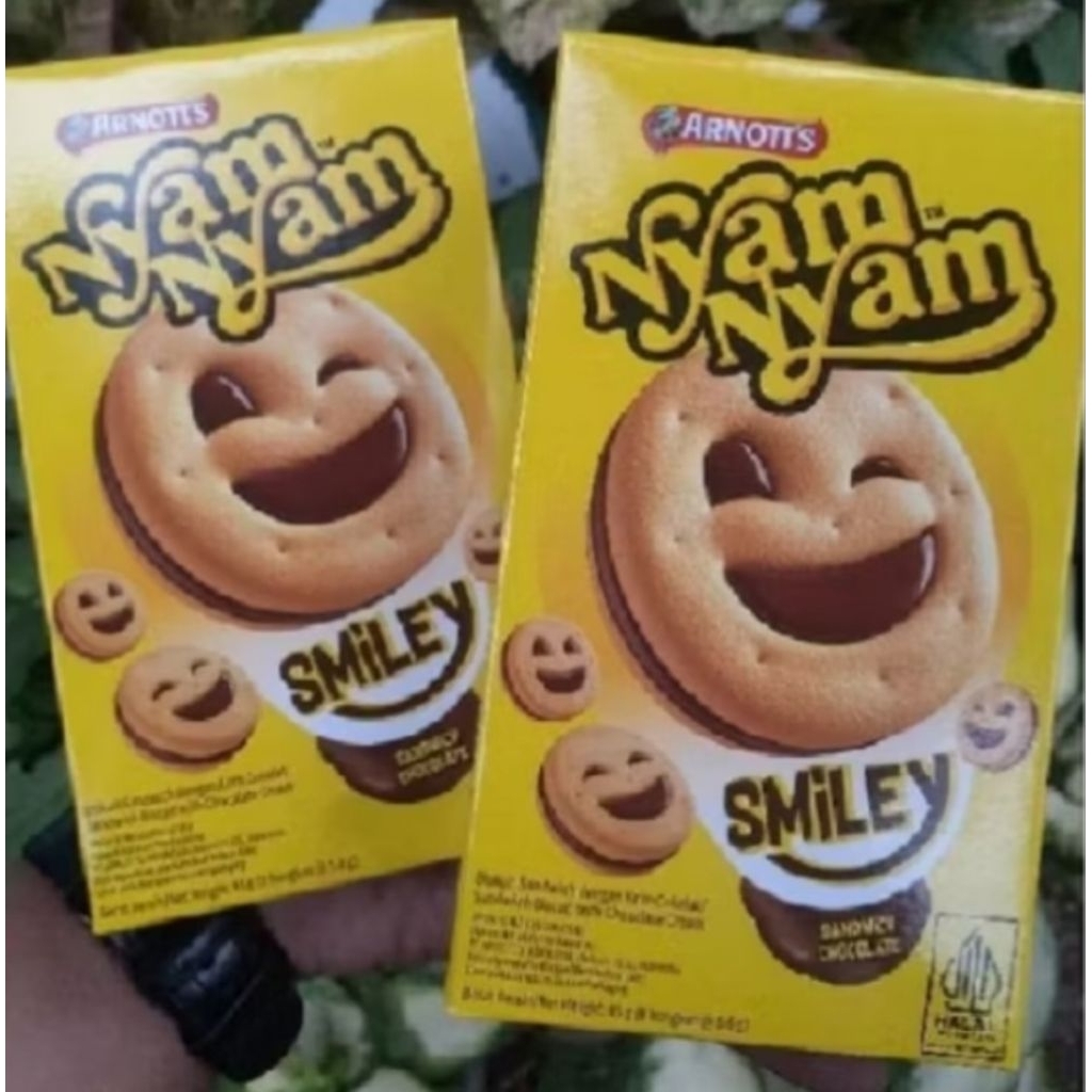 

NyamNyam Smiley Biskuit Sandwich Cokelat 45 g
