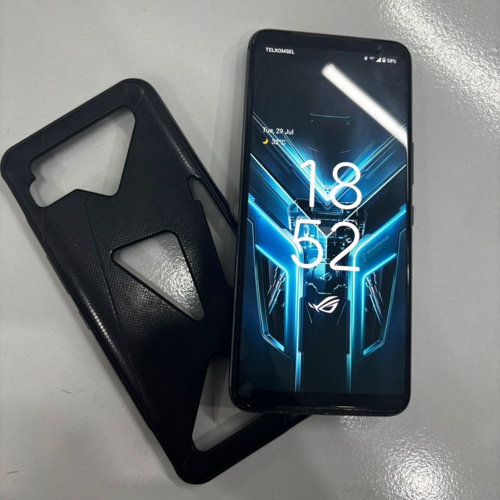 ROG PHONE 3 8/128 SECOND unit only