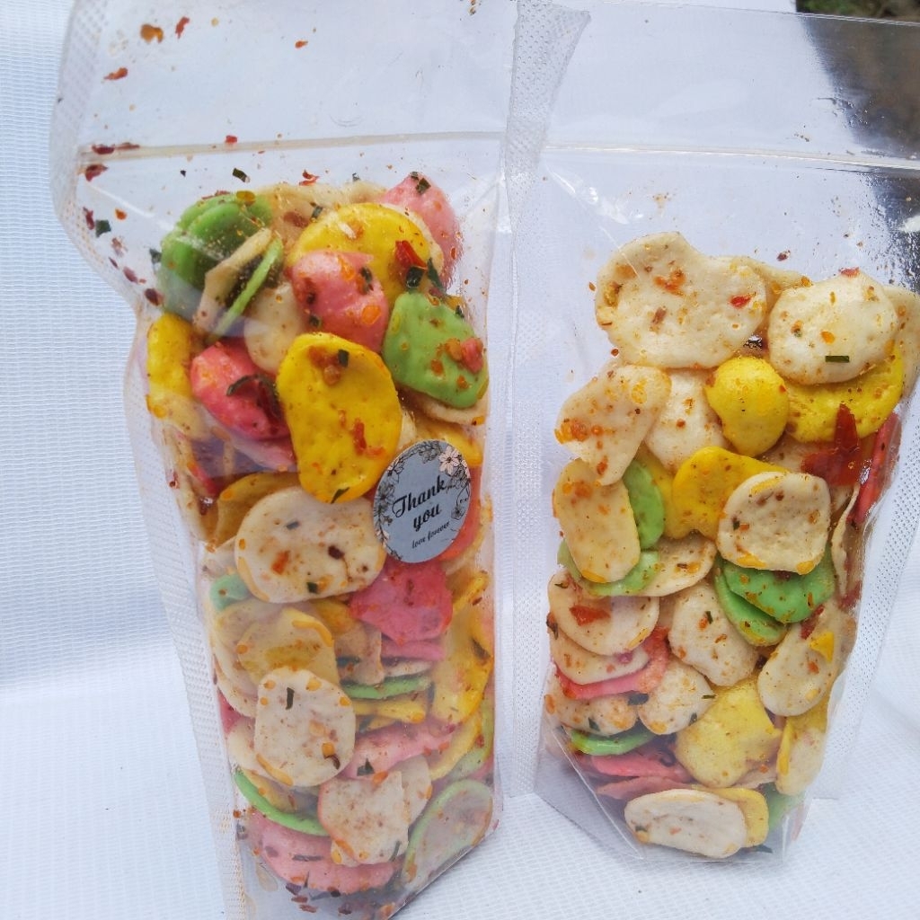 

SEBLAK KERUPUK BAWANG/ KERUPUK PEDAS DAUN JERUK 100gr