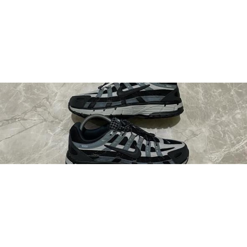 sepatu second size 44