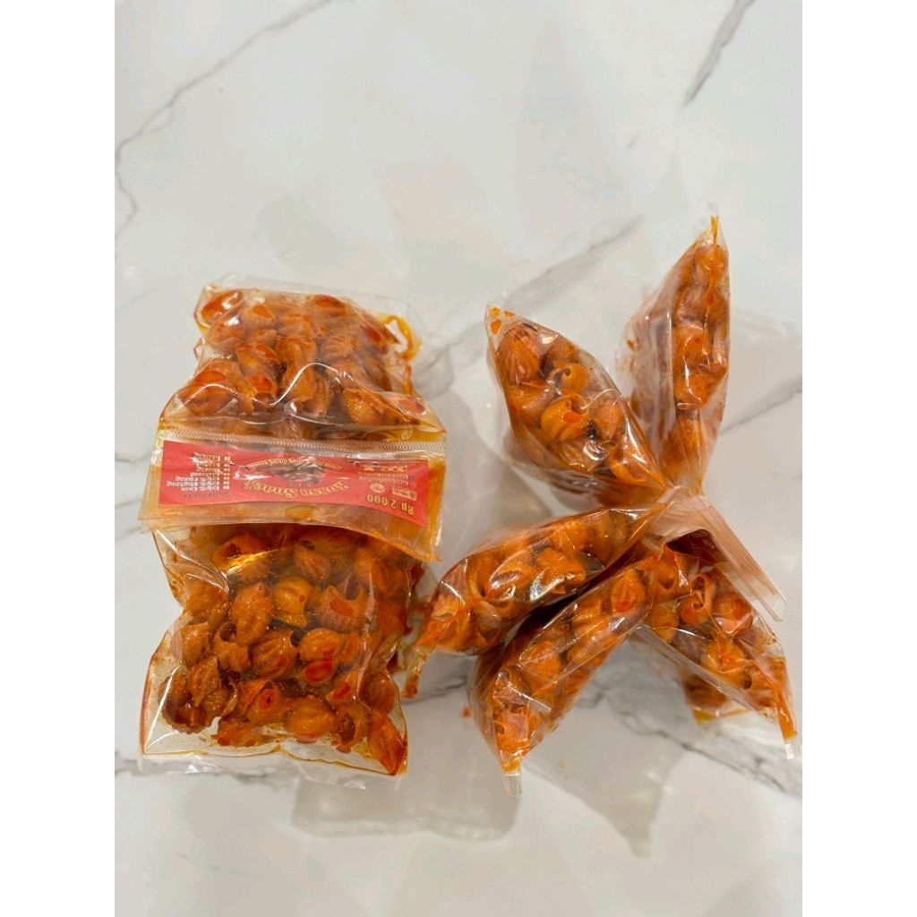 

Makaroni keong isi 5pcs (gurih | renyah | Pedas | Camilan | Asin | Snack camilan murah organik original l rasa pedas) jajanan Cemilan Keripik