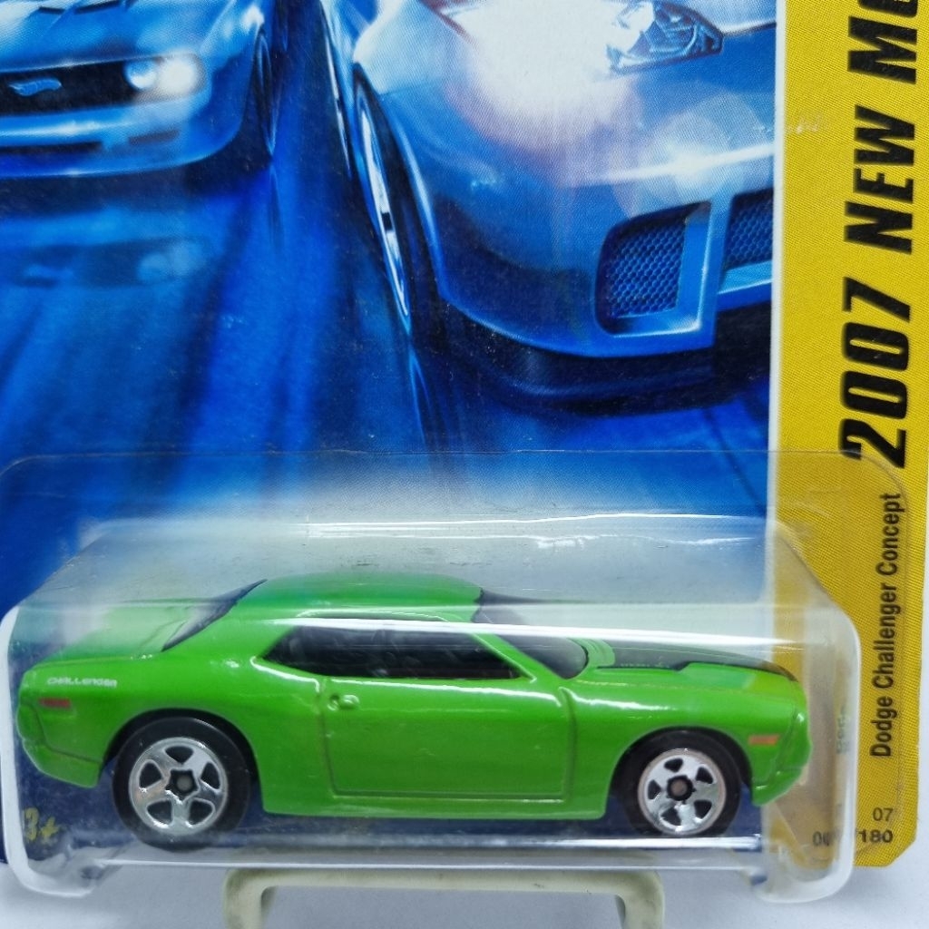 Diecast Hotwheels 1:64 DODGE CHALLENGER CONCEPT HIJAU/GREEN