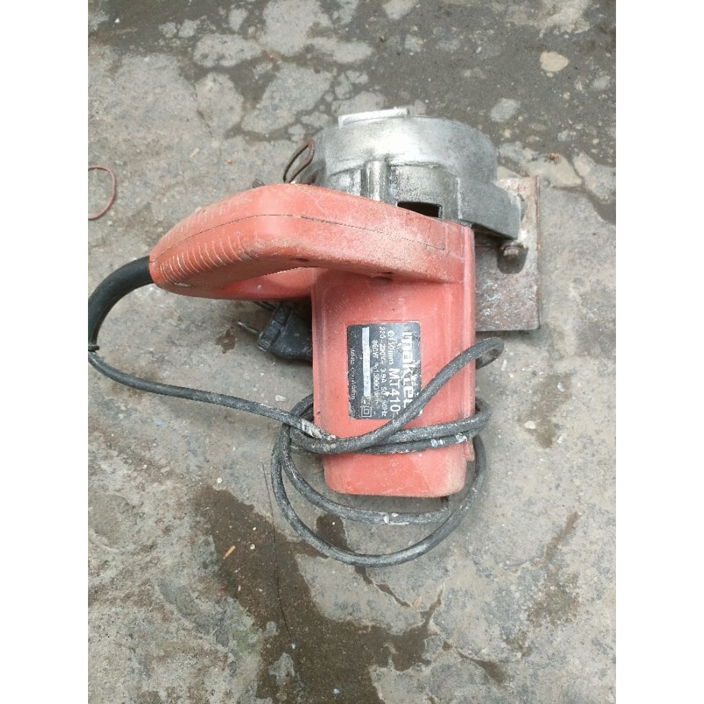 serkel pemotong keramik maktec MT410 kondisi second normal siap pakai kerja