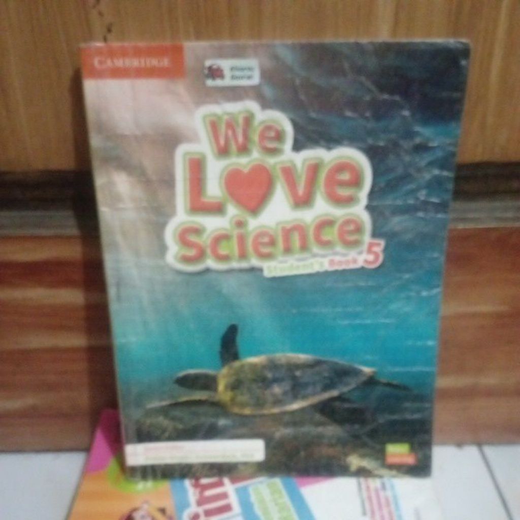 original bekas; We Love Science Student's book 5 untuk kelas 5 SD Cambridge