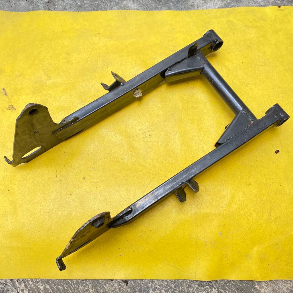 swing Arm Suzuki A100 A9 AX econos super