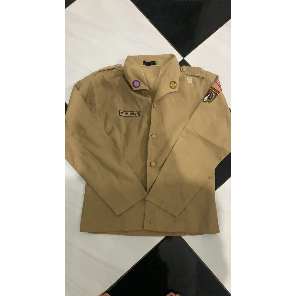 Pramuka*crop*preloved