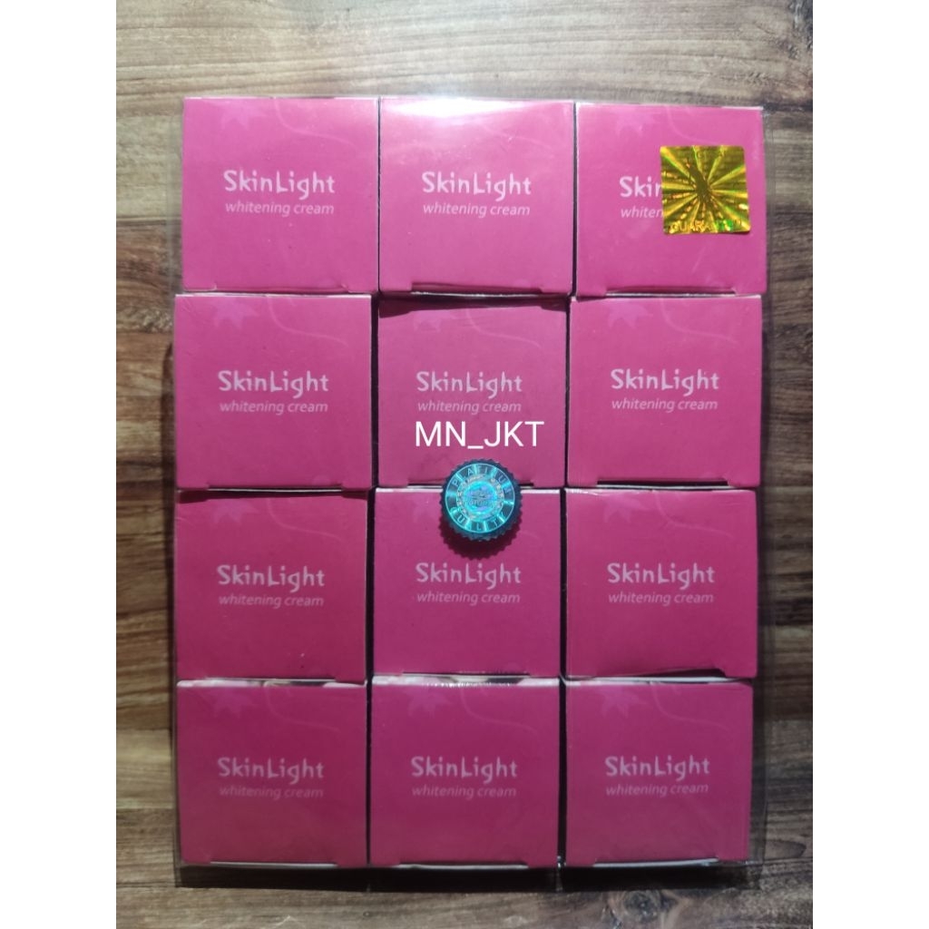 

DUS SKINLIGHT ORIGINAL KW_1 SEGEL [ LUSINAN ]