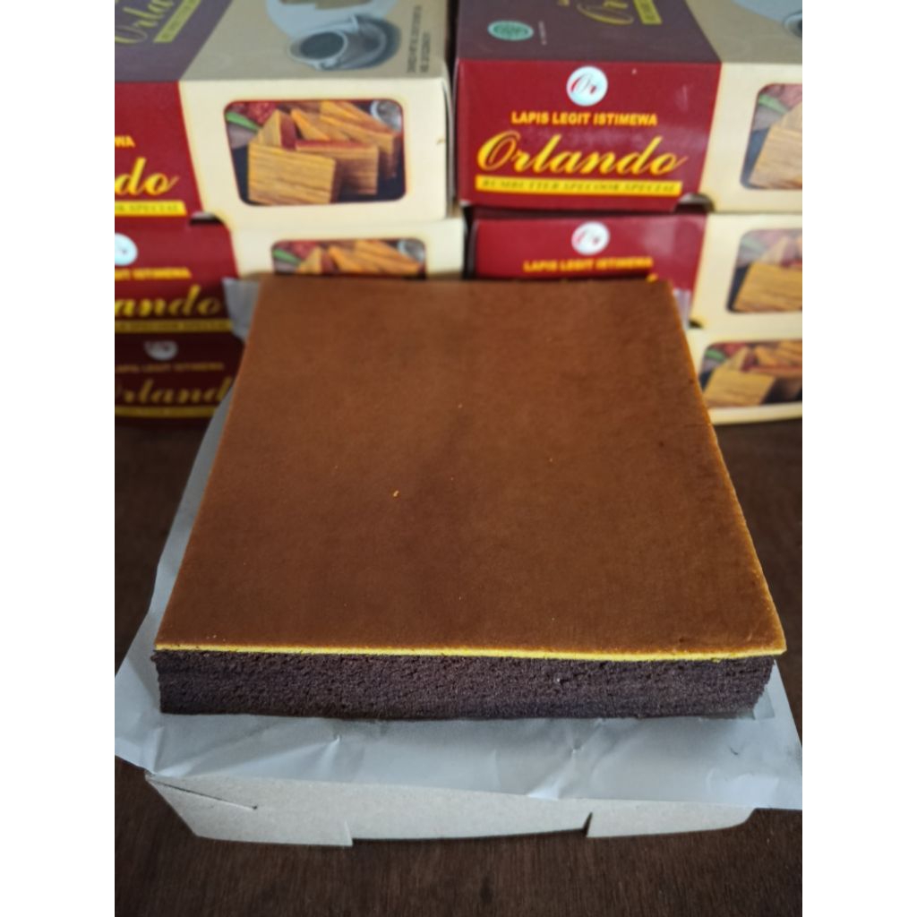 

LAPIS LEGIT COKLAT Uk 17cm x 17cm, 700 gr, Enak, Gurih, Lezat, cocok untuk kumpul keluarga atau acara-acara penting lainnya