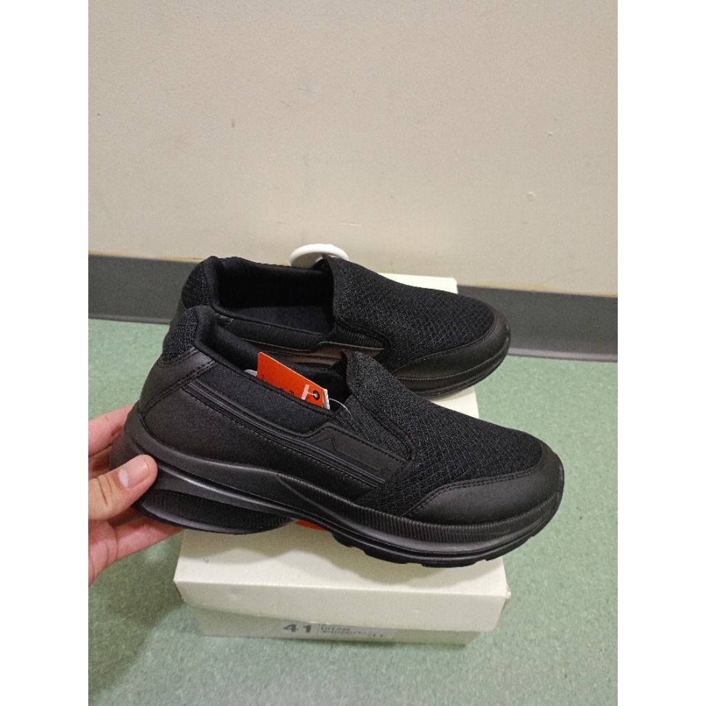 Sepatu Pria Slip On Ringan Nevada Sport 2CRLM 39-44