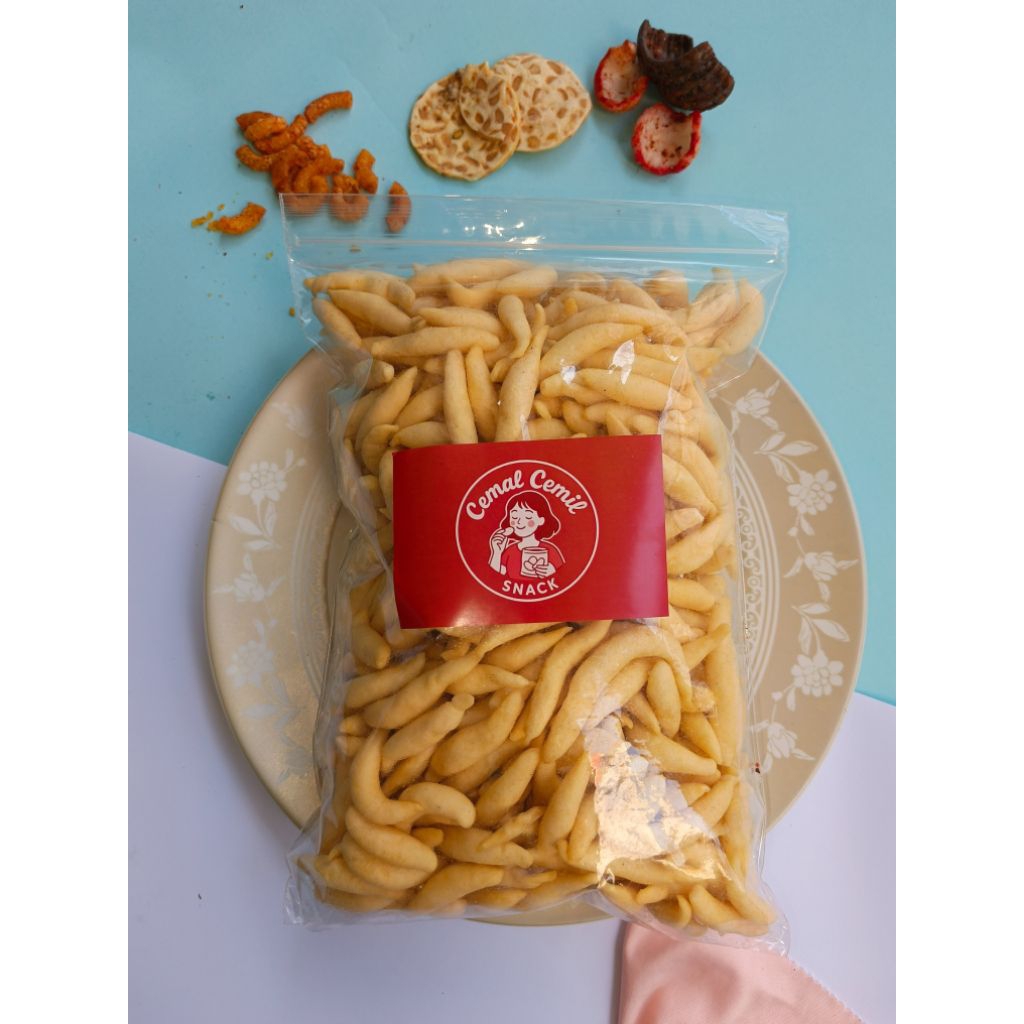 

Gabus Keju Premium Renyah Gurih | Snack Cemilan Kering Rumahan 200gr - CEMAL CEMIL SNACK