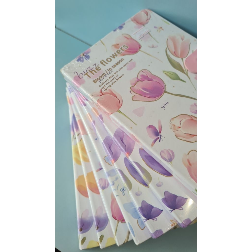 

Notebook Motif Bunga Aesthetic – "The Flowers" Hardcover | Buku Catatan Floral Elegan