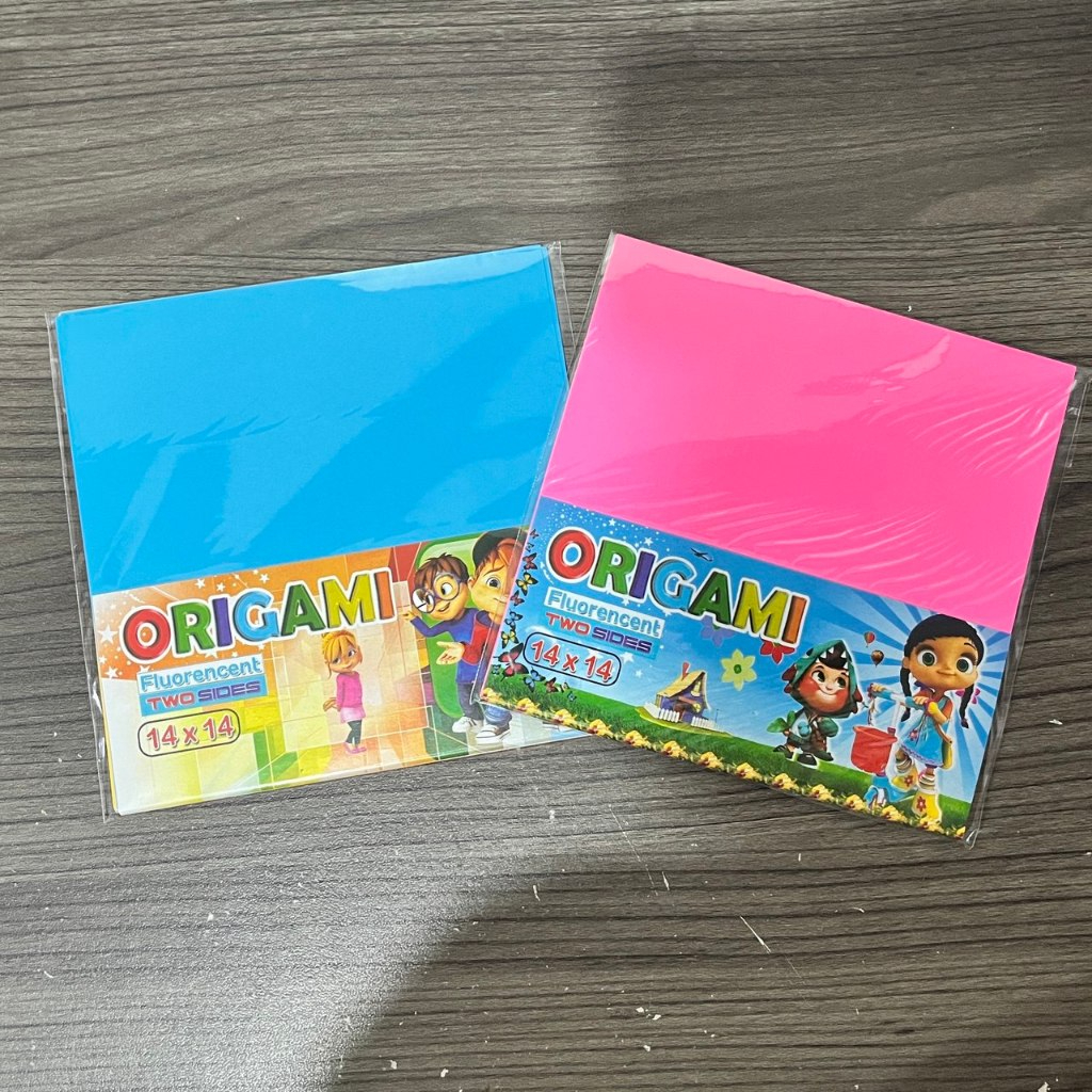 

Kertas Lipat Origami Dua Sisi 14x14 cm 20 Lembar (1 pak)