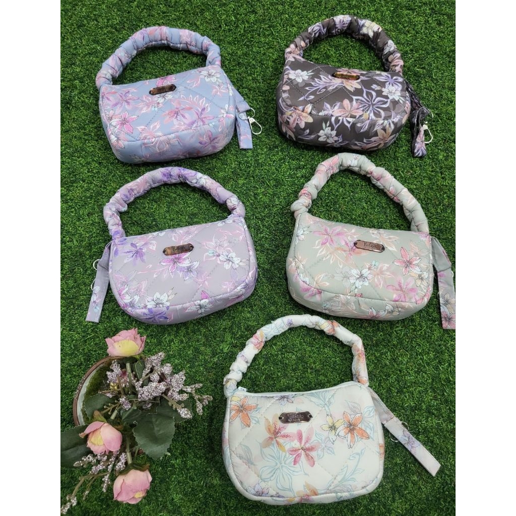 Mukena Travel Bilqis. Bilqis Mukena Travel. Mukena Travel Nyaman. Mukena Travel