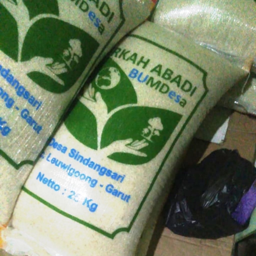 

BERAS ASLI LOKAL PULEN GARUT