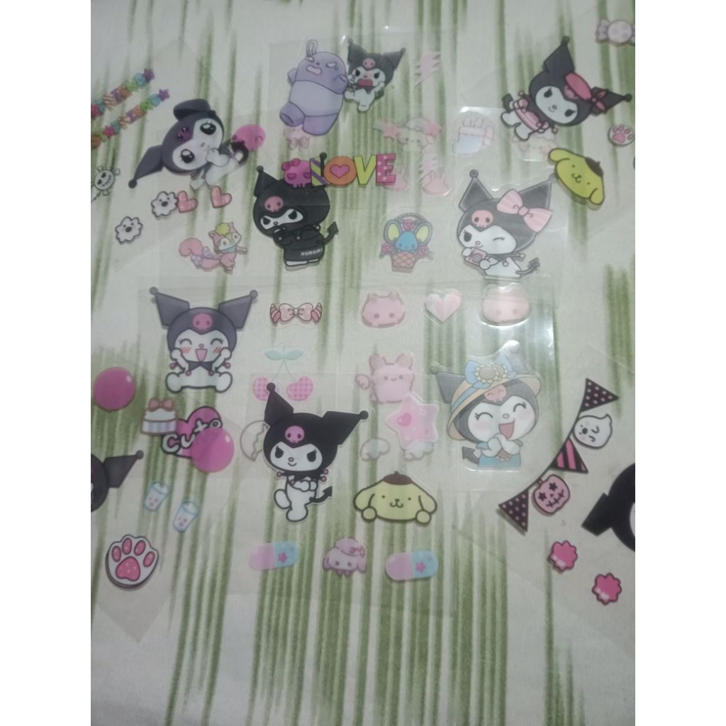 

Stiker kuromi 1 lembar