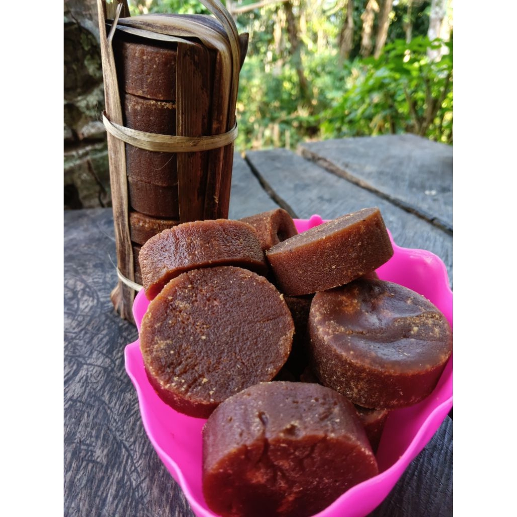 

GULA MERAH ASLI TANPA PENGAWET MANISNYA ALAMI (BERAT )500gr/1kg