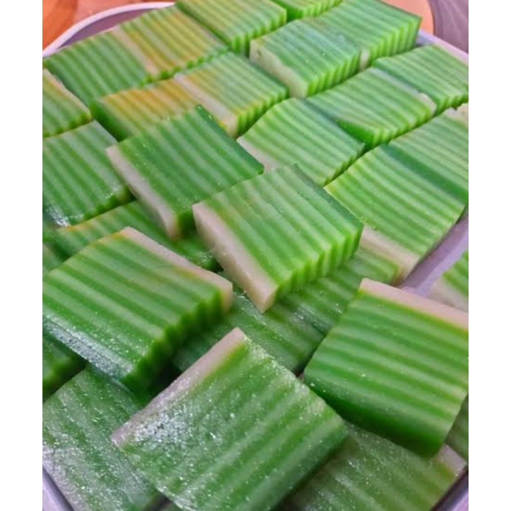 

kue Pepe lapis sagu ijo putih