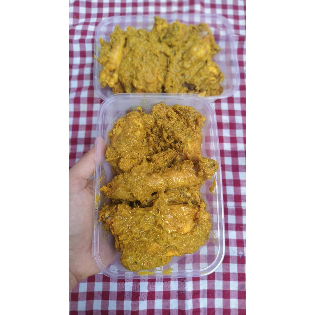 

AYAM UNGKEP LENGKUAS | AYAM GORENG LENGKUAS 1 EKOR