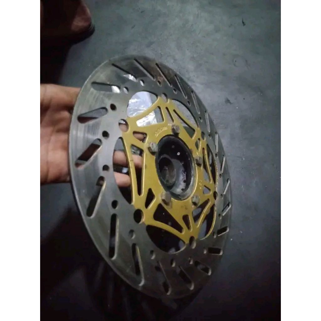 tromol becak+piringan