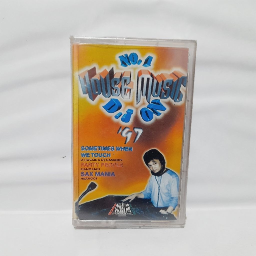 Kaset No. 1 House Music DJ On '97 - DJ Jockie & Dj Gasanov (Segel)