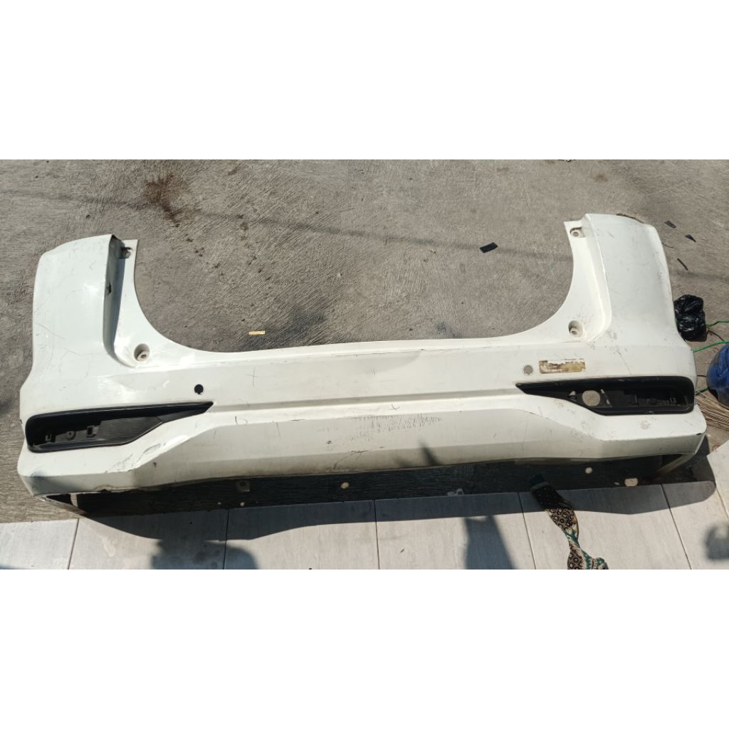 bumper bemper belakang Toyota Avanza 2022 2023 original