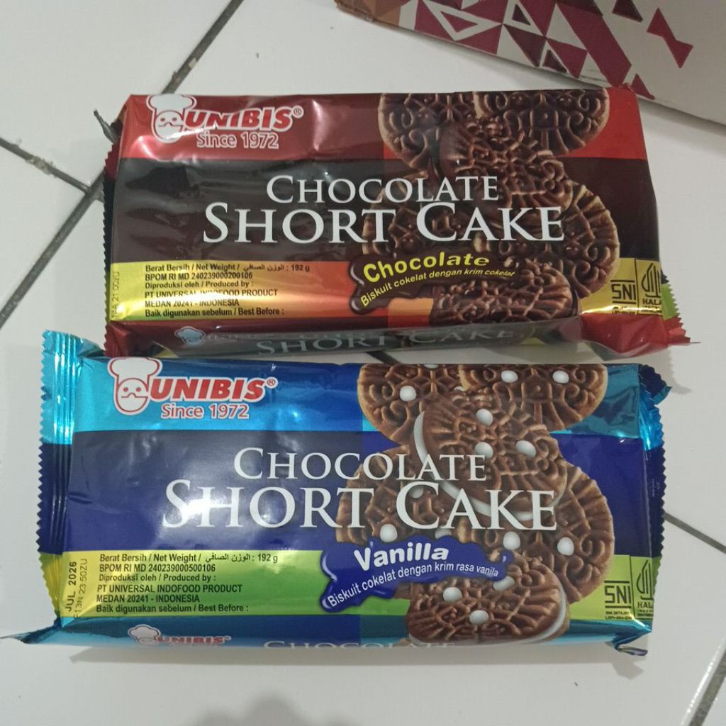 

unibis biskuit chocolate short cake