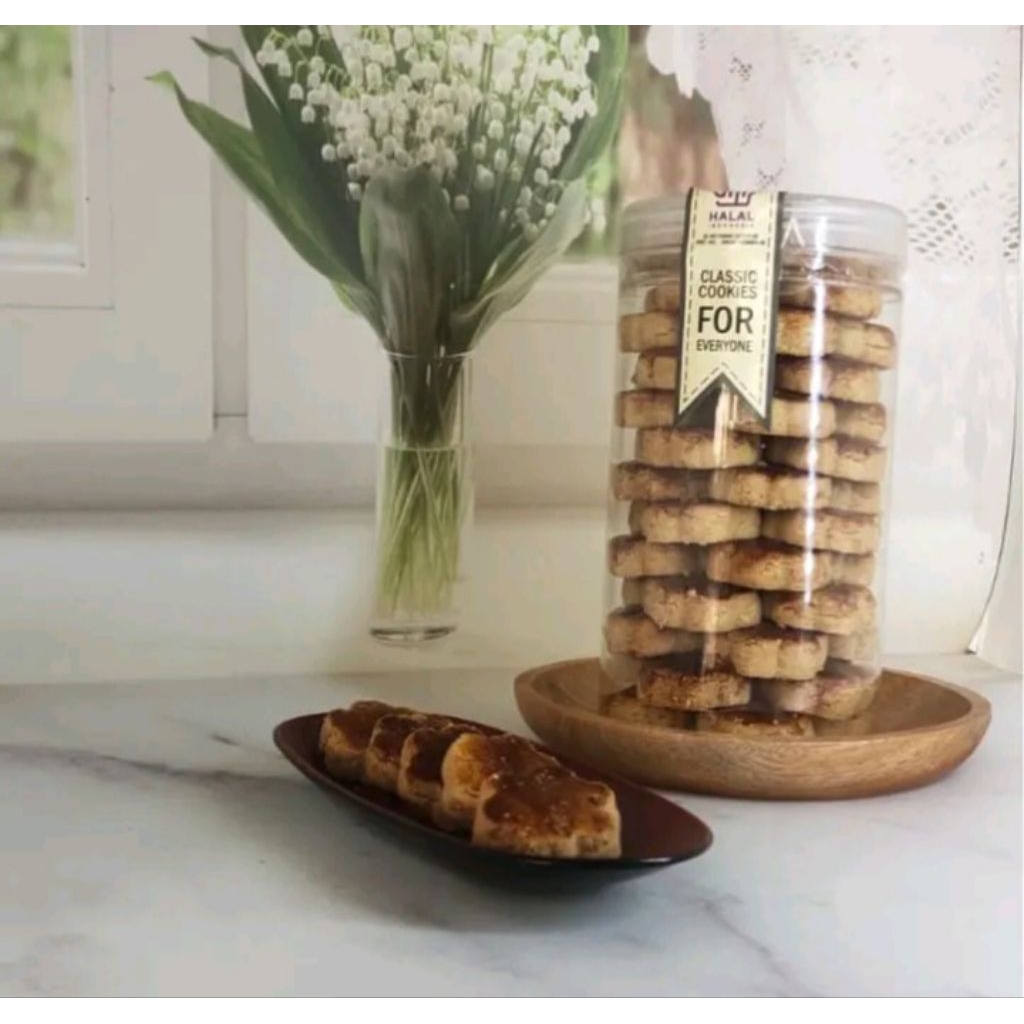 

Kue Kacang Premium Nyonya Chen 500g - Oleh Oleh Pia Just in Jakarta