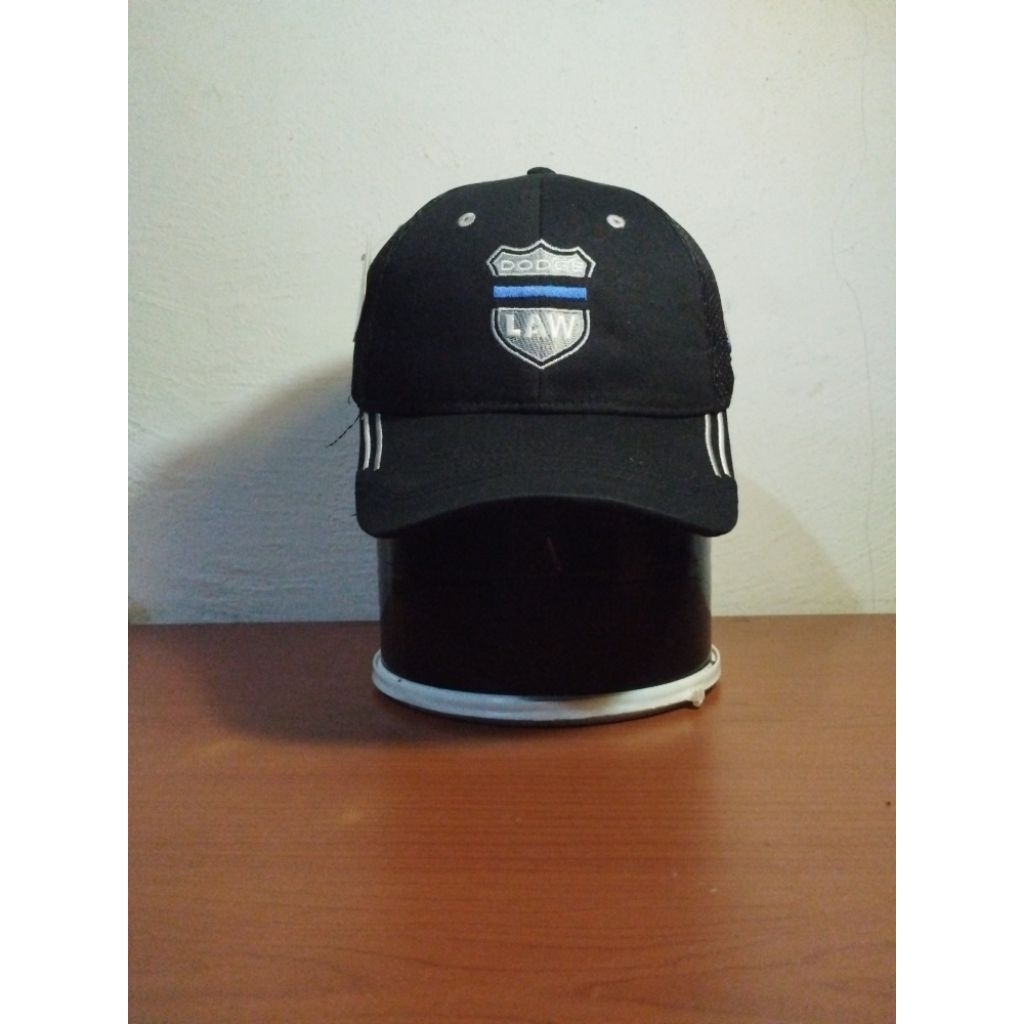 Topi Dodge LAW USA