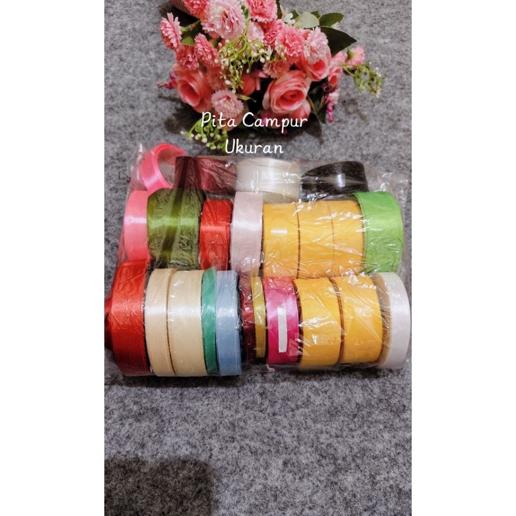 

Pita campur (isi seperti di foto)