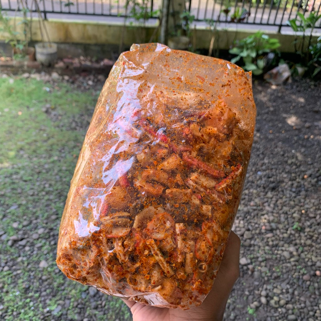 

Trending No 1. Seblak Kering Mix Pedas Daun Jeruk 500Gr