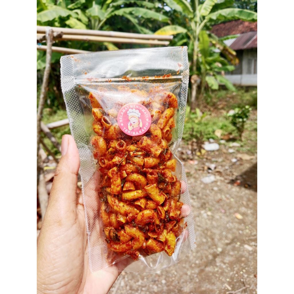 

makaroni pedes daun jeruk titathi