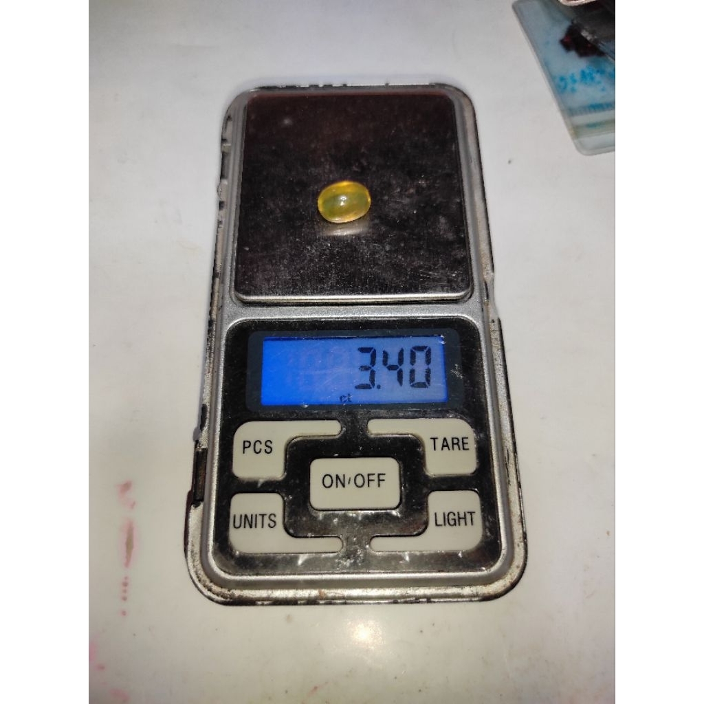 NATURAL CAT EYE OPAL ETHOPIA