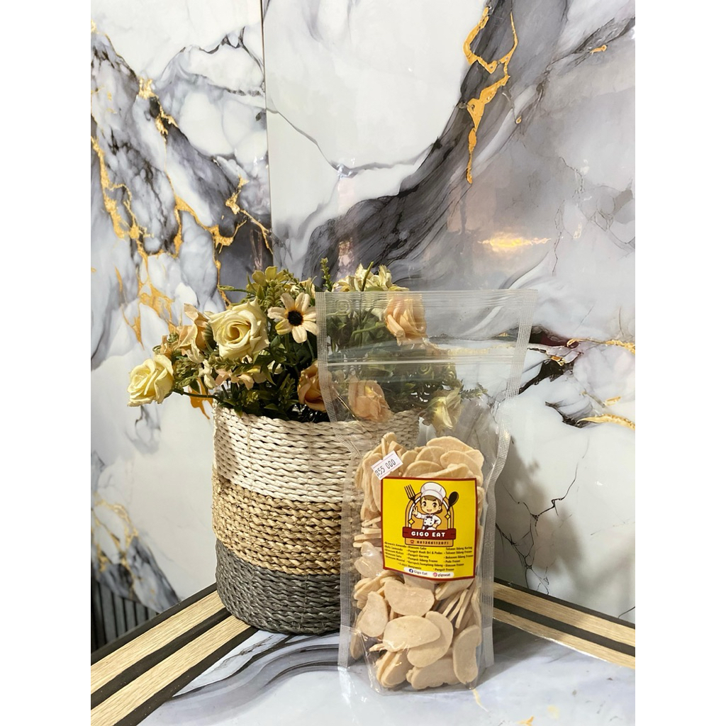 

kemplang udang kecil kering belum di goreng