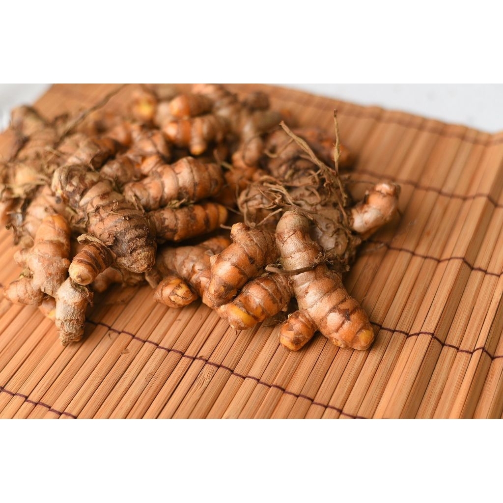 

Kunyit segar jawa barat / Kuning segar / Kunir segar / Koneng segar Grosir