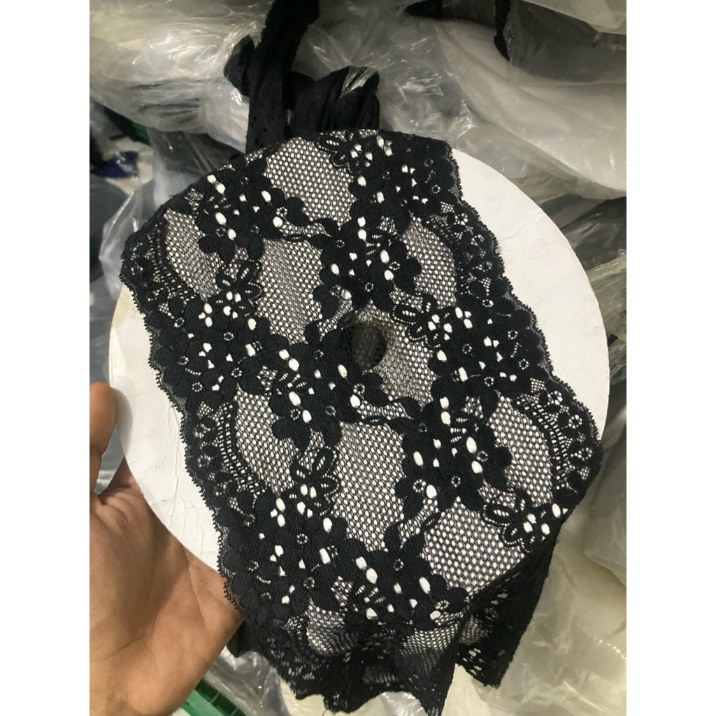 renda roll kiloan /  renda stretch cocok buat kombinasi mukena - renda roll harga per kg