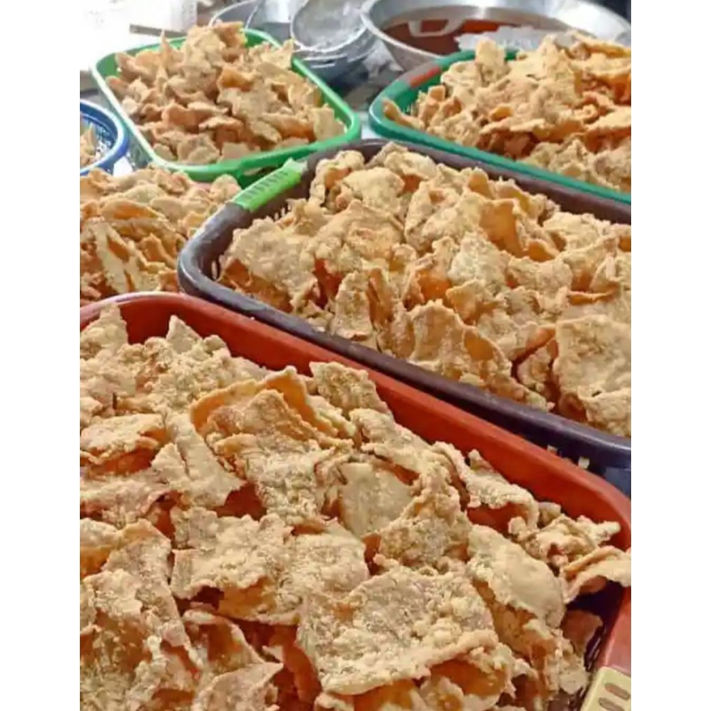 

KRIPIK KULIT AYAM RENYAH GURIH 100 GRAM