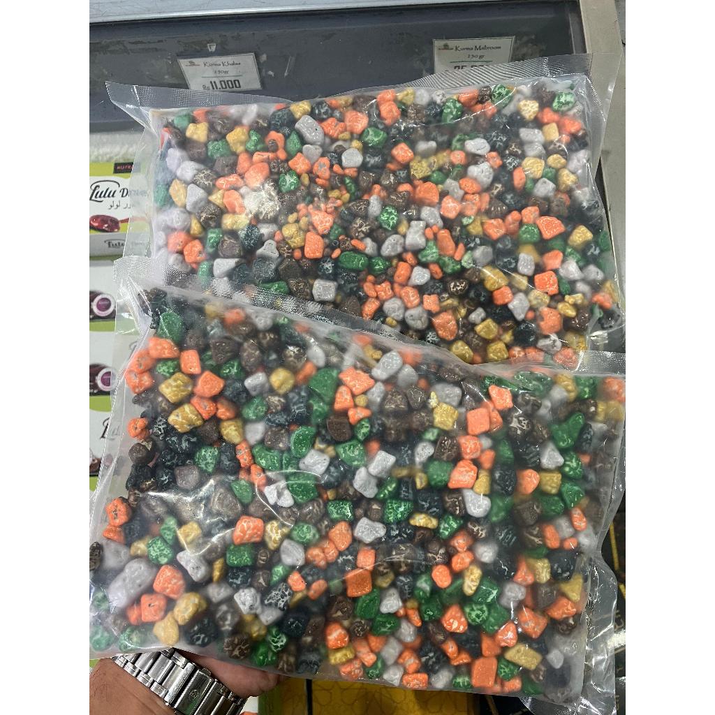 

Coklat Kerikil Grade A Besar Asli Premium 1KG Termurah 100% Original Import - Oleh Oleh Haji