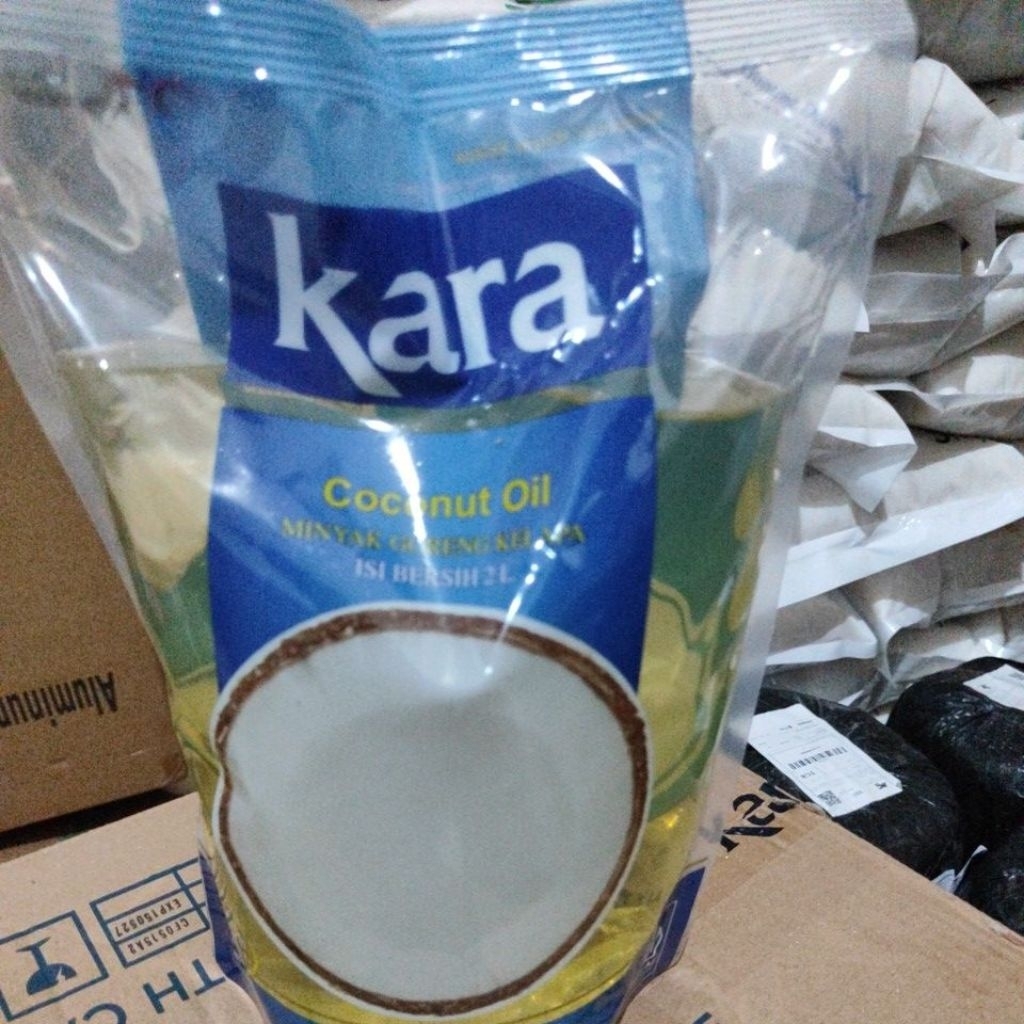 

Kara Minyak Goreng Kelapa Premium Quality 2 liter Kemasan Pouch