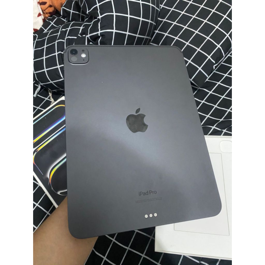 Apple iPad Pro (Gen 5) 11 inci, Wifi, 512GB, Space Black, M4, bekas lock icloud Amerika