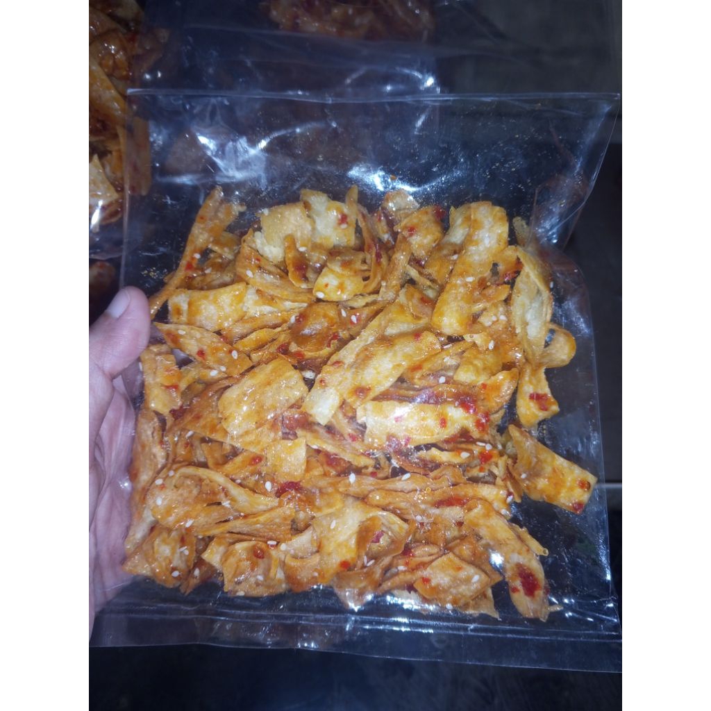 

Keripik Singkong wijen pedas manis/ kripik singkong cipruy wijen pedas manis