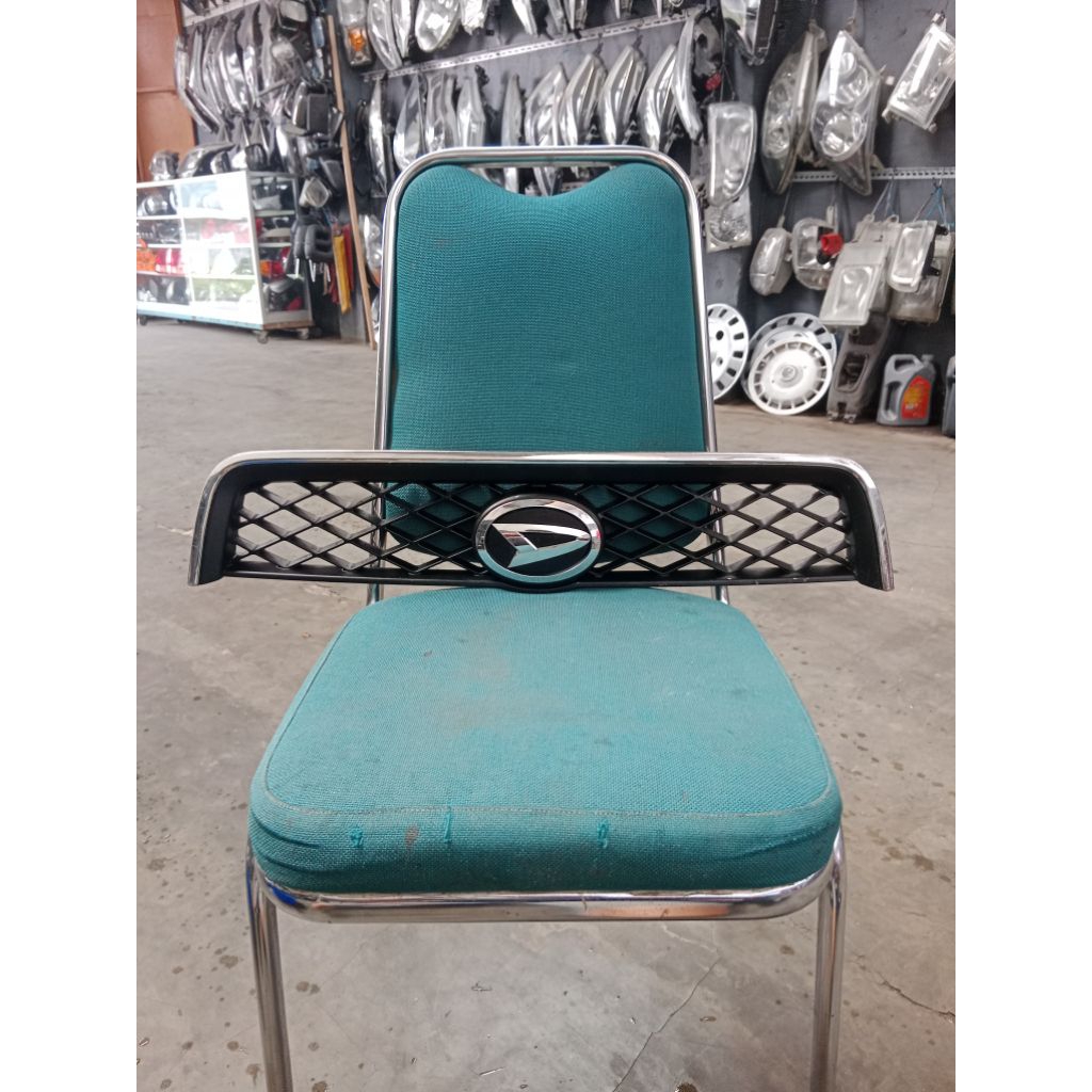 gril depan terios lama