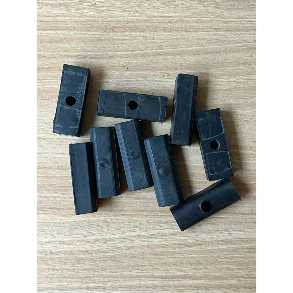 Karet Bantalan atau Ganjal Ass Jok Depan Vespa Super Sprint Vbb P150X Exclusive