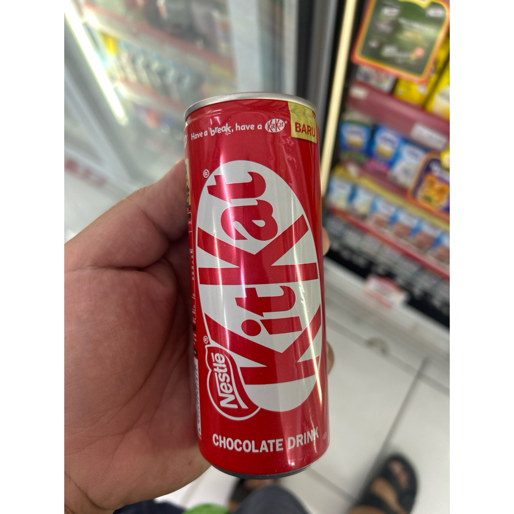 

Kit kat chocolate drink 220ml kaleng