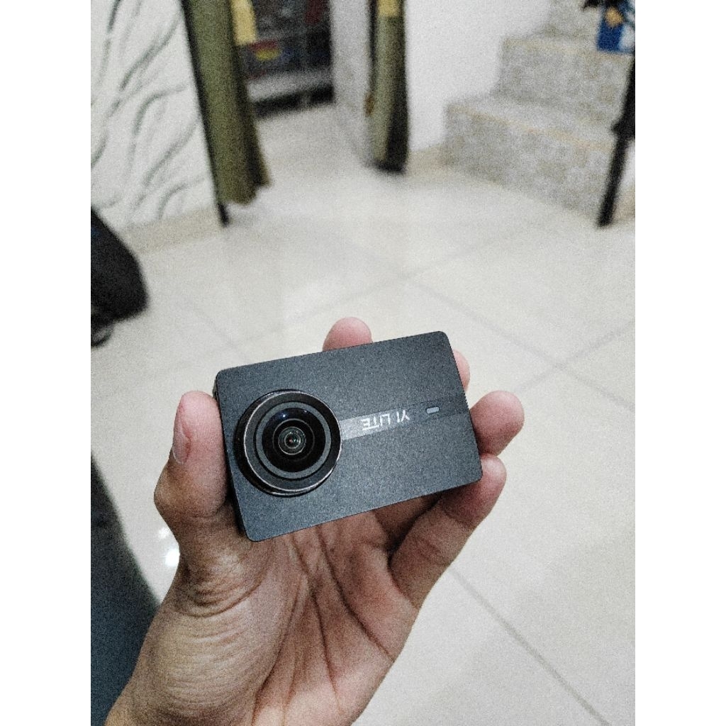 Yi Lite 4k Action Cam Bekas