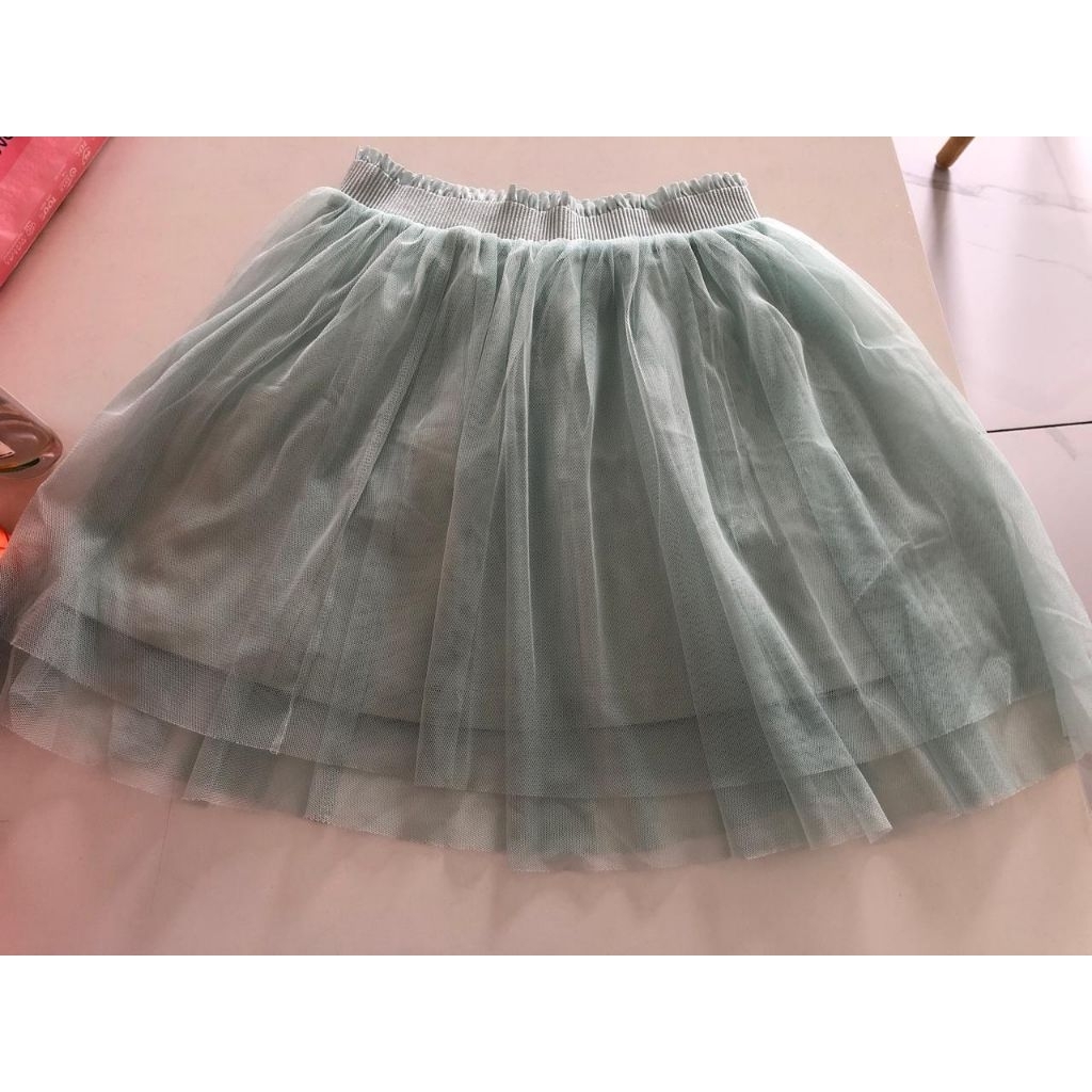 Rok tutu uniqlo warna mint ukuran 140 Preloved