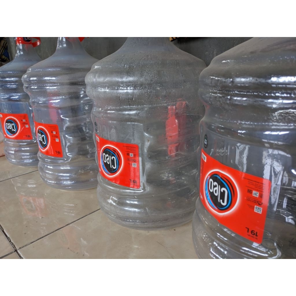 

botol Cleo kosong