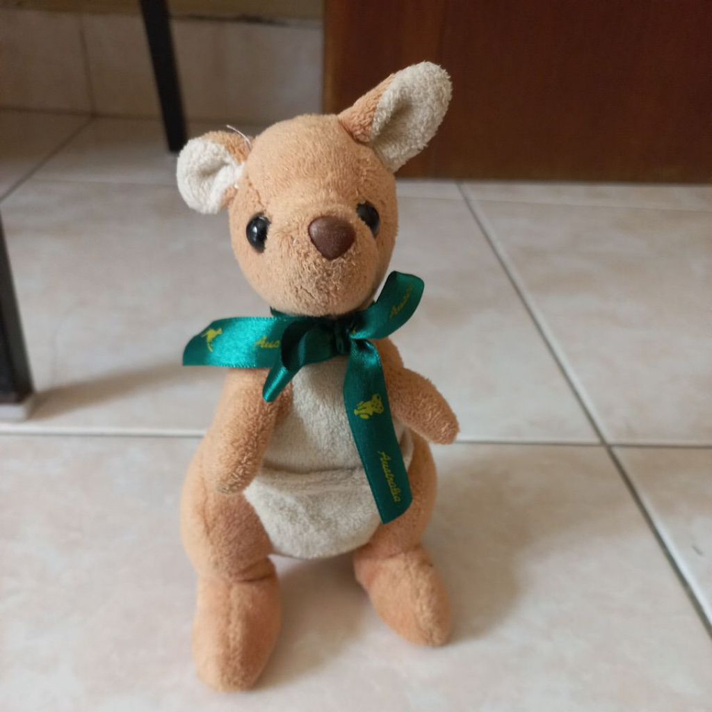 Boneka Kangguru