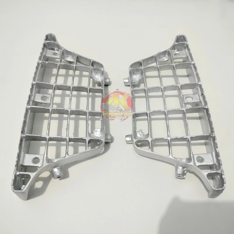 Pijakan Kaki Truck Hino Lohan Footstep Hino Lohan injakan kaki truk Hino Lohan